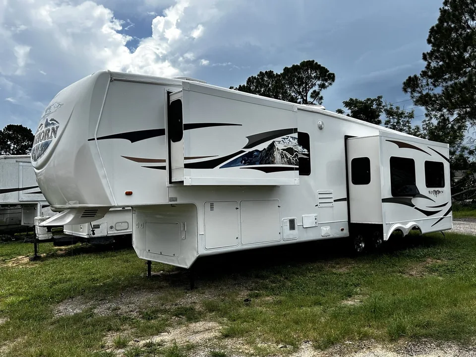 Sell my fifth wheel in Central Florida